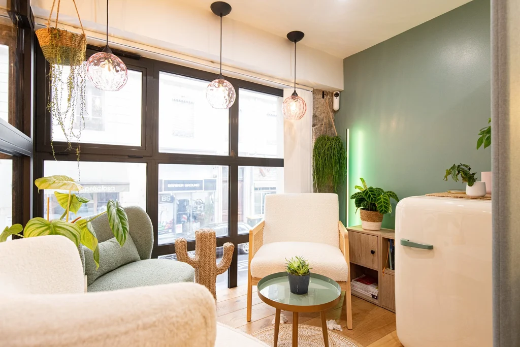 Espace détente avec fauteuil